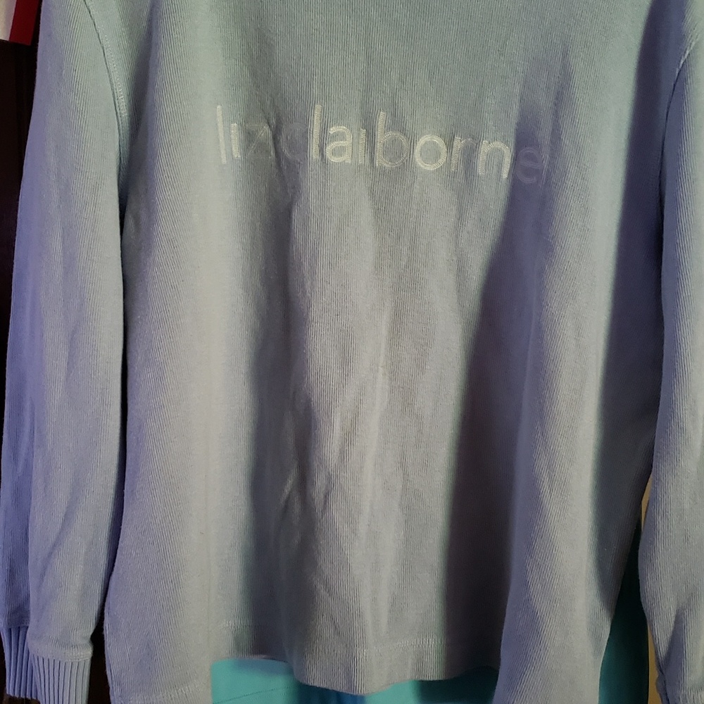 Liz Claiborne sweater scoop neck excellent conditi